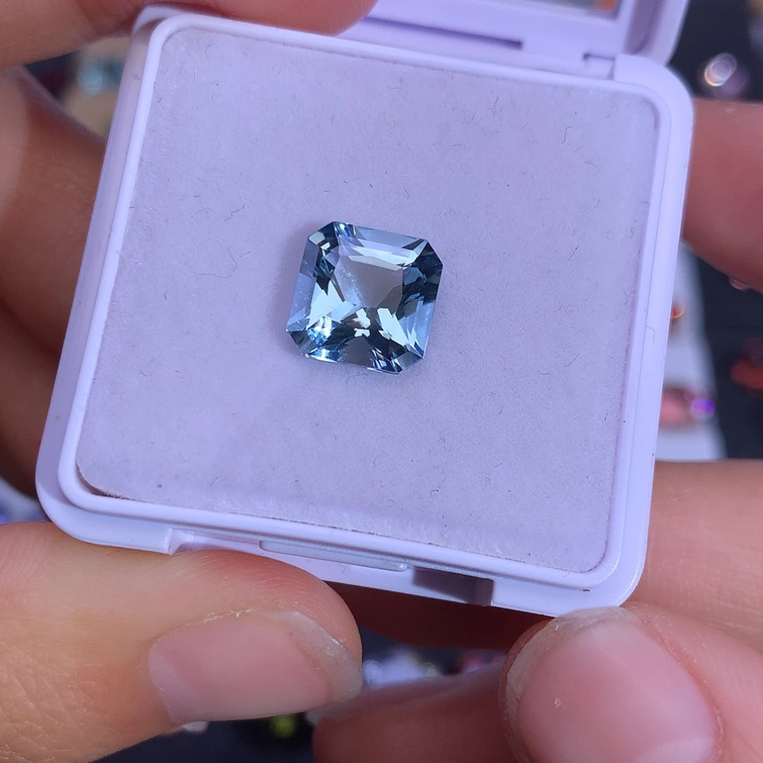 海蓝宝石笔搁未镶嵌3.08ct