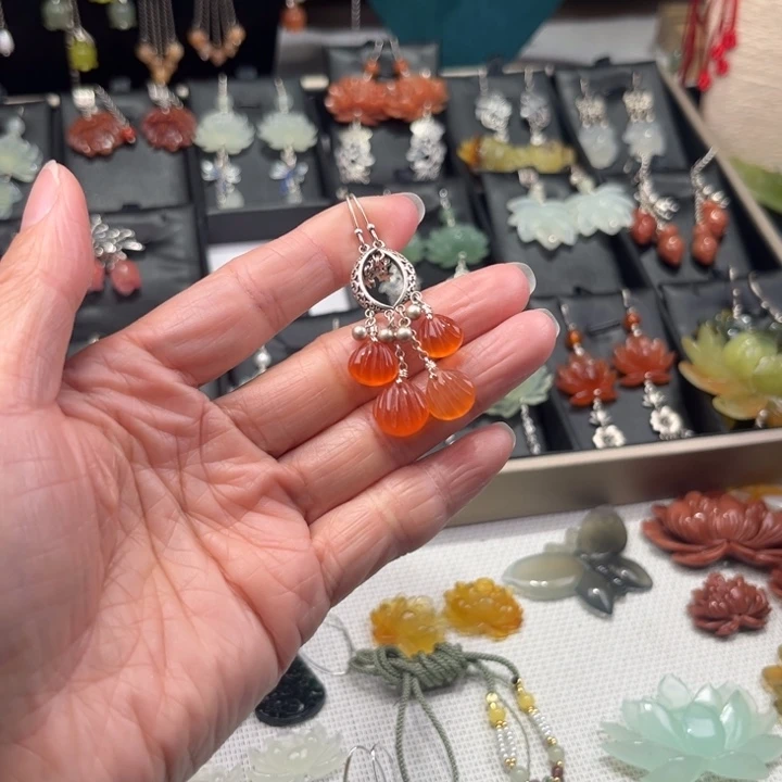 蛇纹石玉耳饰银S925镶嵌汐*血