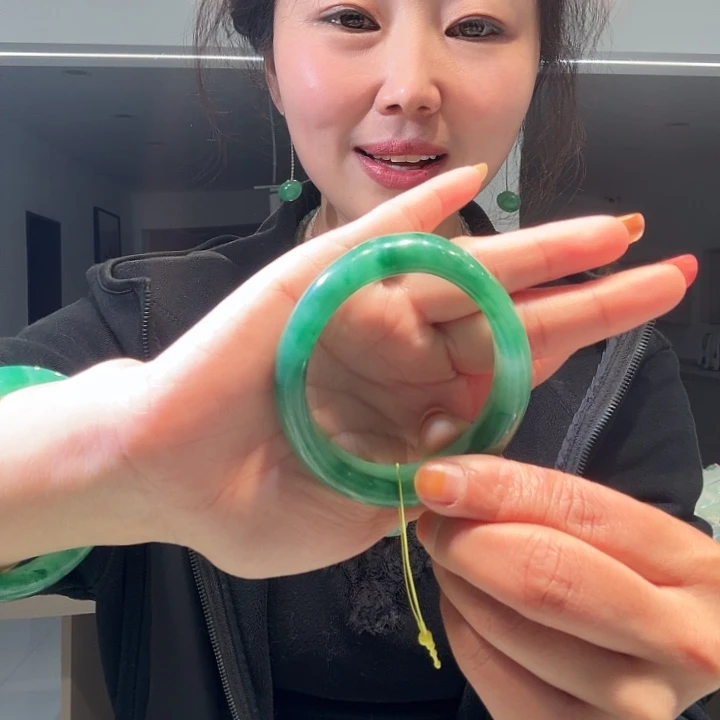 石英质玉合金手镯