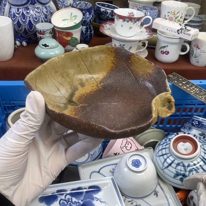 他家瓷器真美…开播了