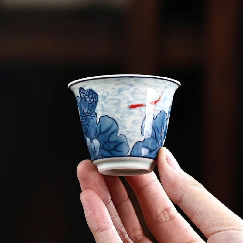 成艺《鱼戏荷莲》藻纹小茶杯/容量20毫升