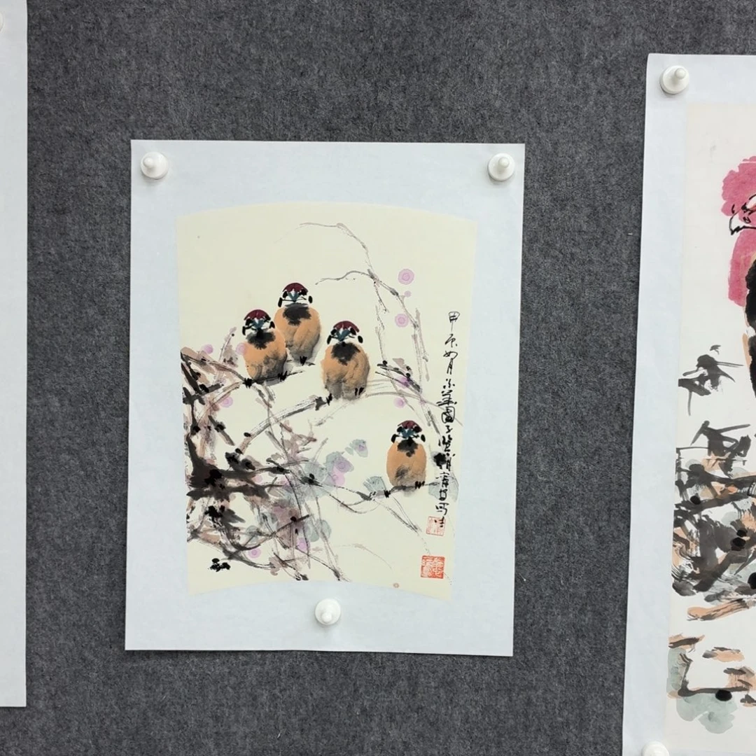 战***胜国画宣纸上写着一个小故事一