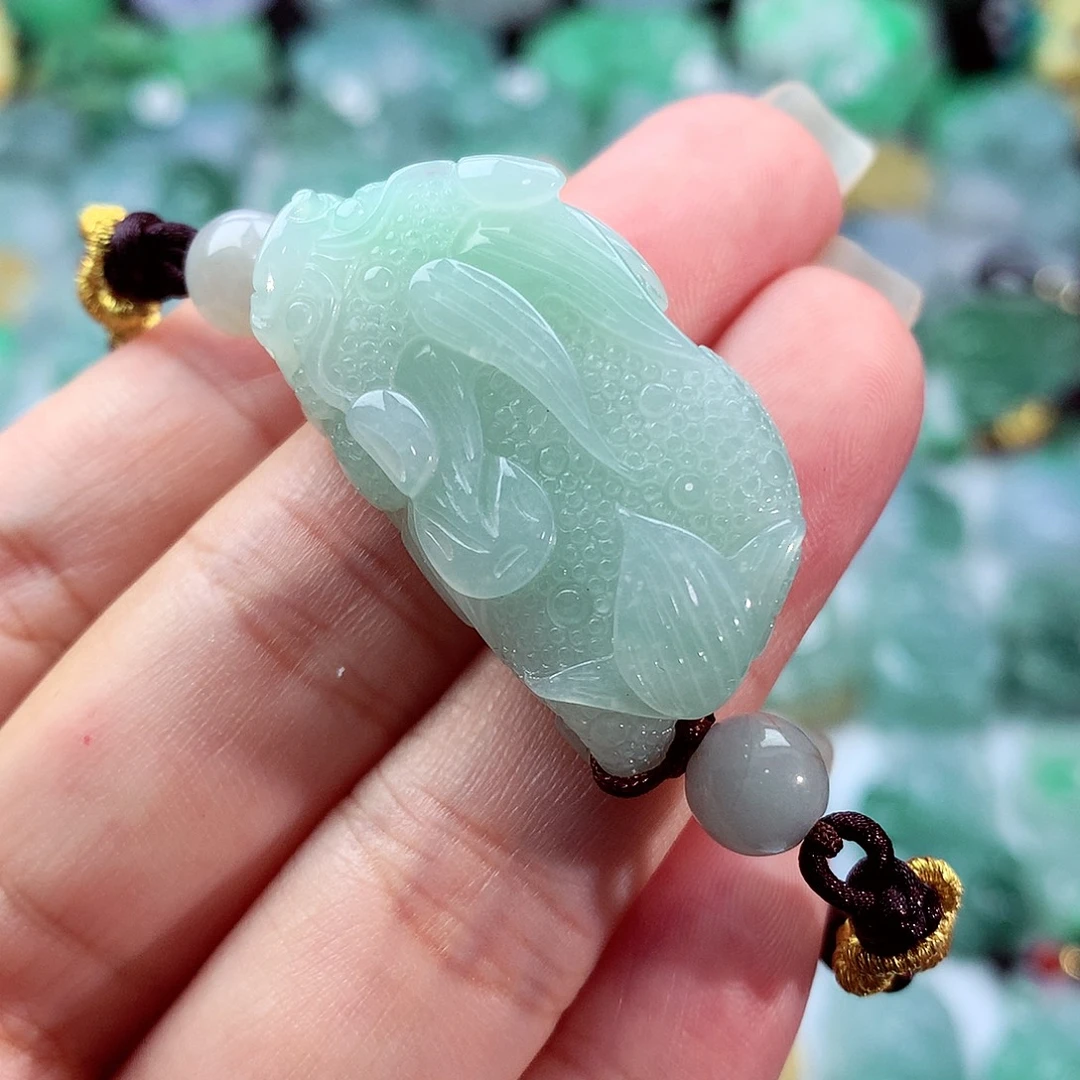翡翠未镶嵌颈饰翡翠