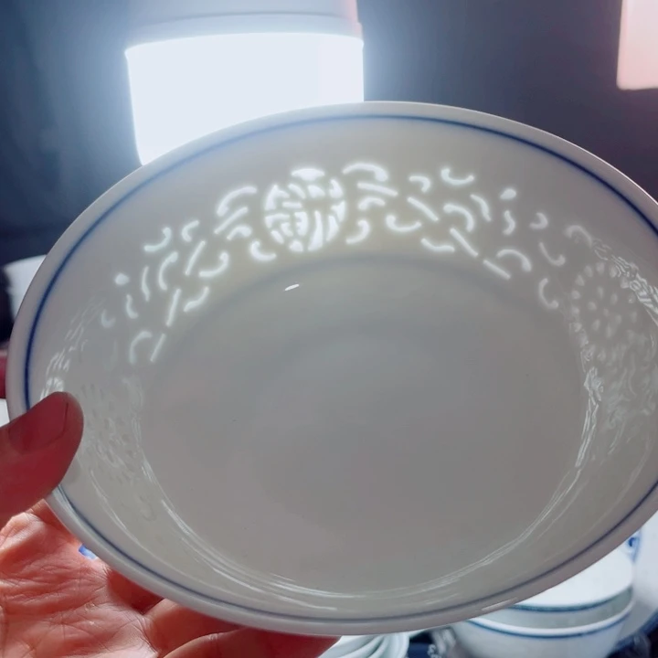 青花玲珑7寸面碗满雕双福双线