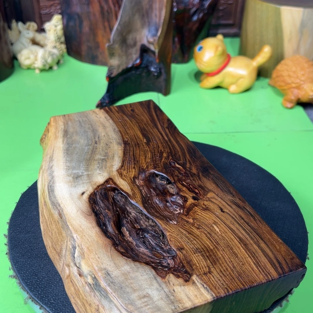 国***中大果紫檀（缅甸花梨）