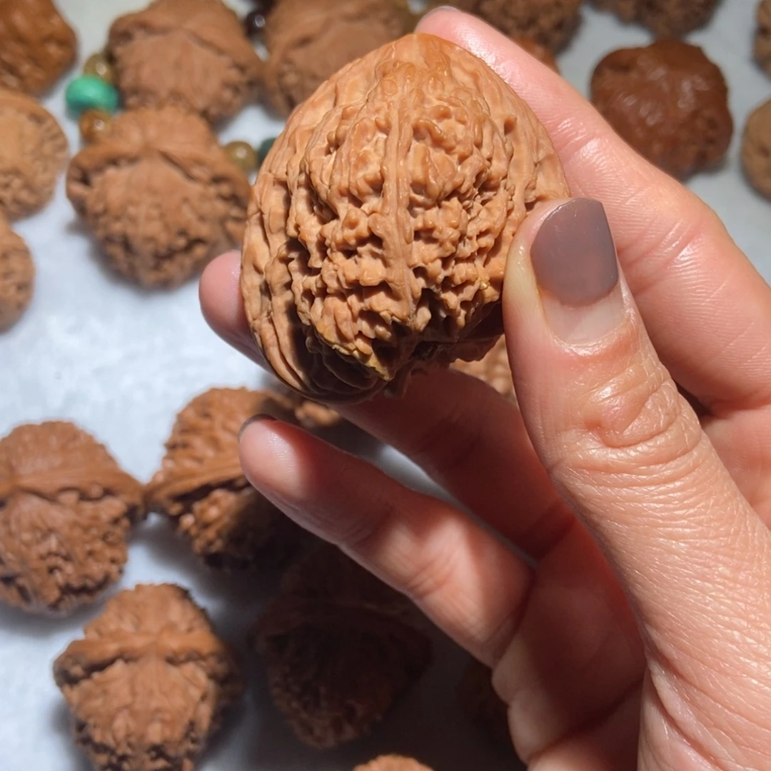 星***儿吊坠文玩核桃南疆