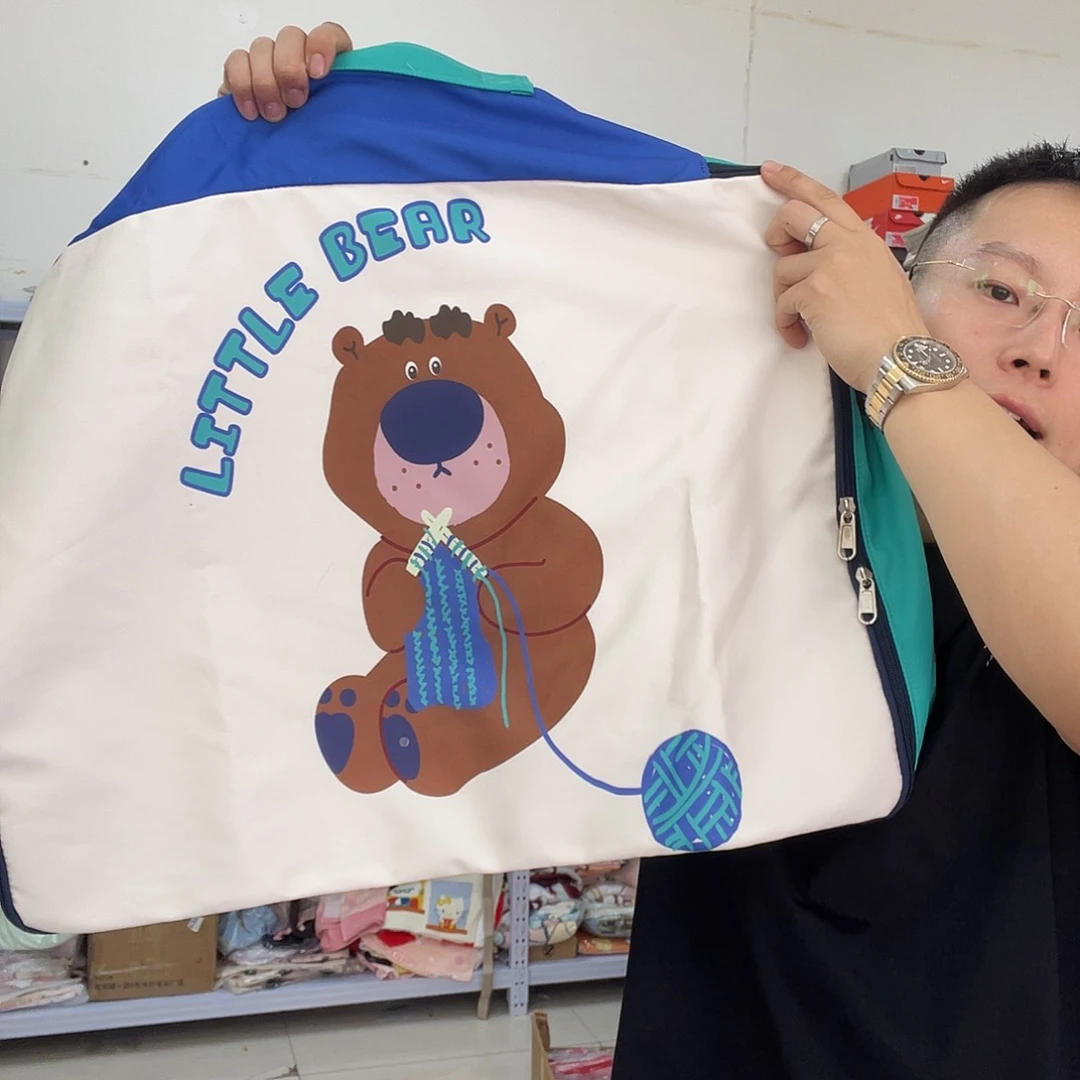 PU化妆包等各种产品和