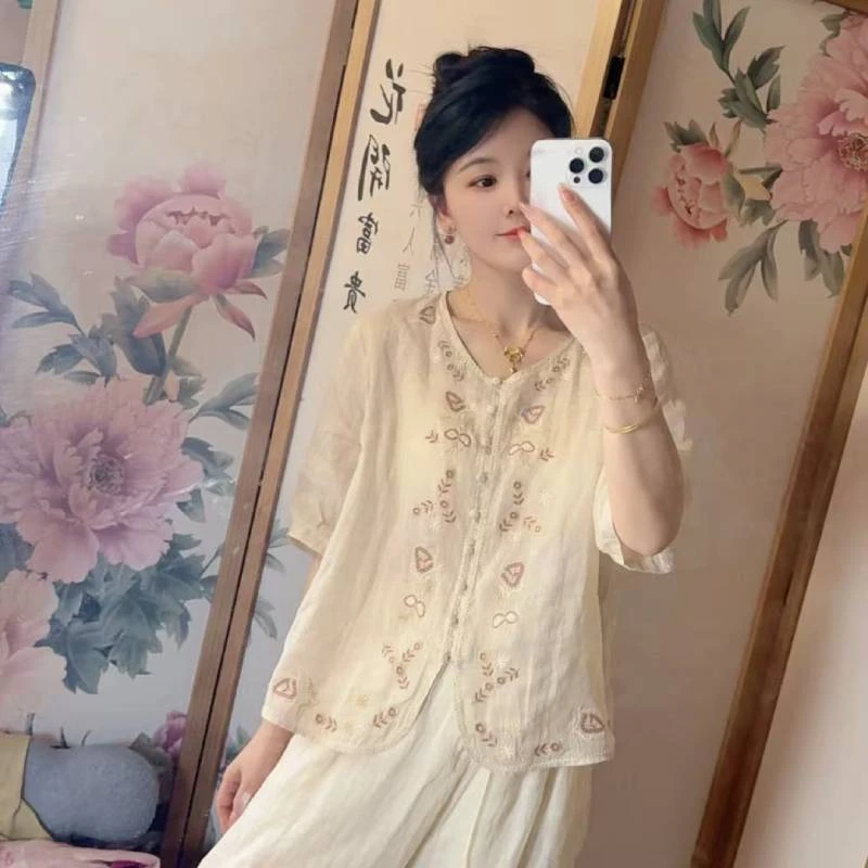 国风中式刺绣圆领单排扣苎麻衬衫女2025夏季新款洋气百搭女装上衣
