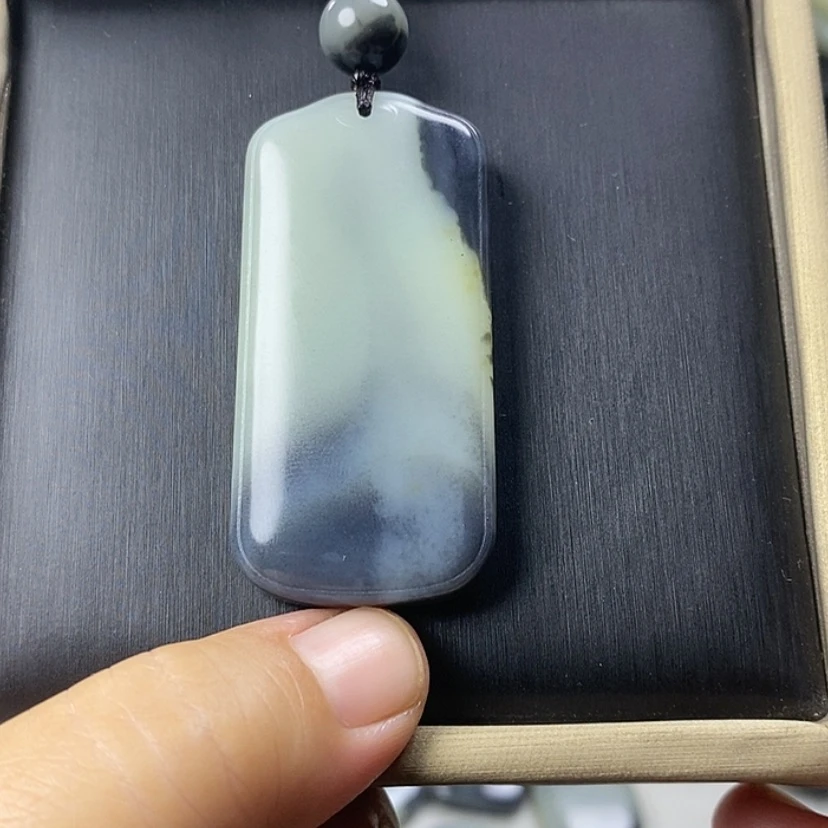 【闪购商品】颈饰未镶嵌和田玉开*
