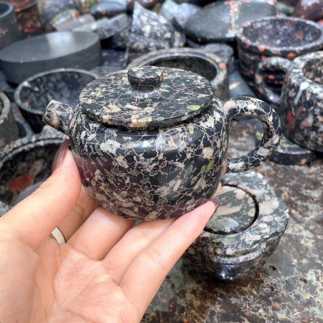 顺***为康能美玉瓷安山玉（瑕疵品）