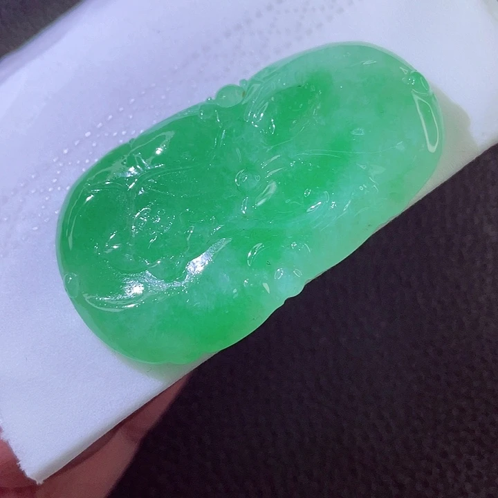 定制翡翠未镶嵌翡翠