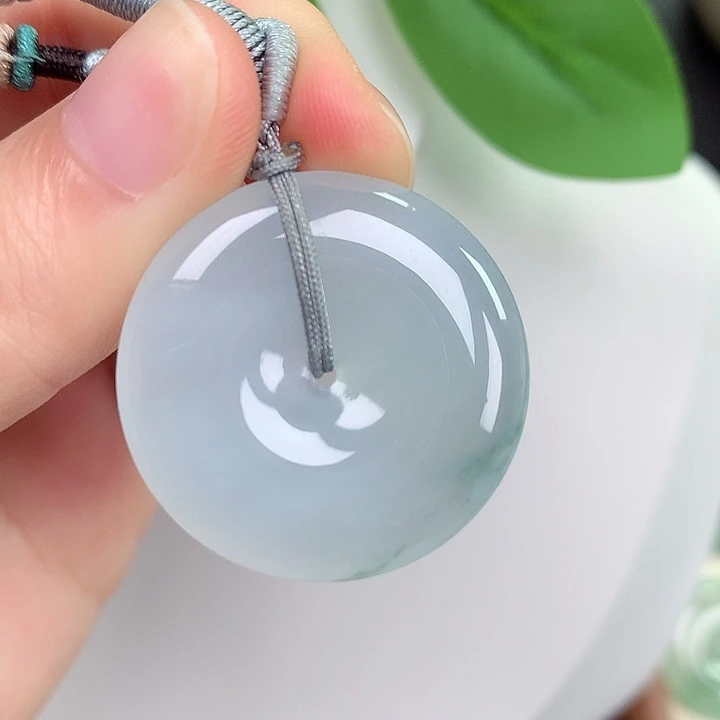 翡翠未镶嵌颈饰平安扣 28.8-5.0mm