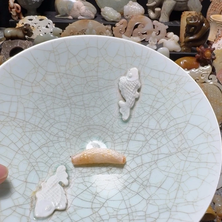 黄***师瓷片双鱼青瓷开片大碗