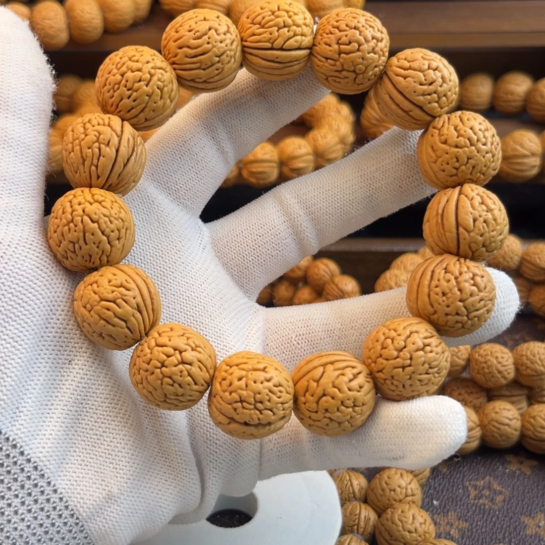 桃核手串高桩白月光