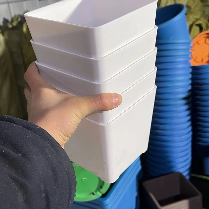 白色方盆14外径14高5个盆