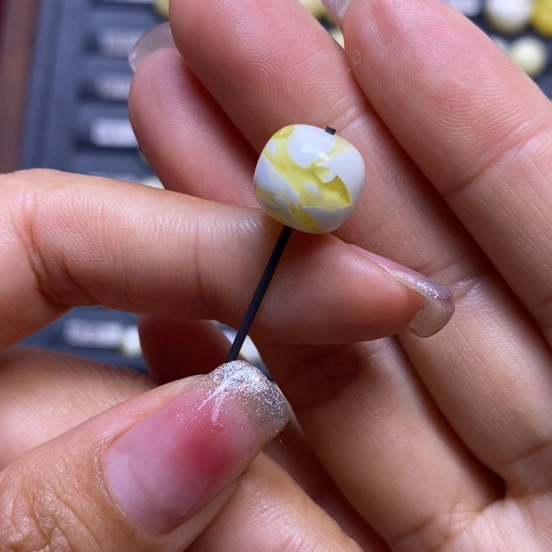 蜜蜡未镶嵌珠宝奇石漆白橘金溶洞妖花老型11.5*10.5mn