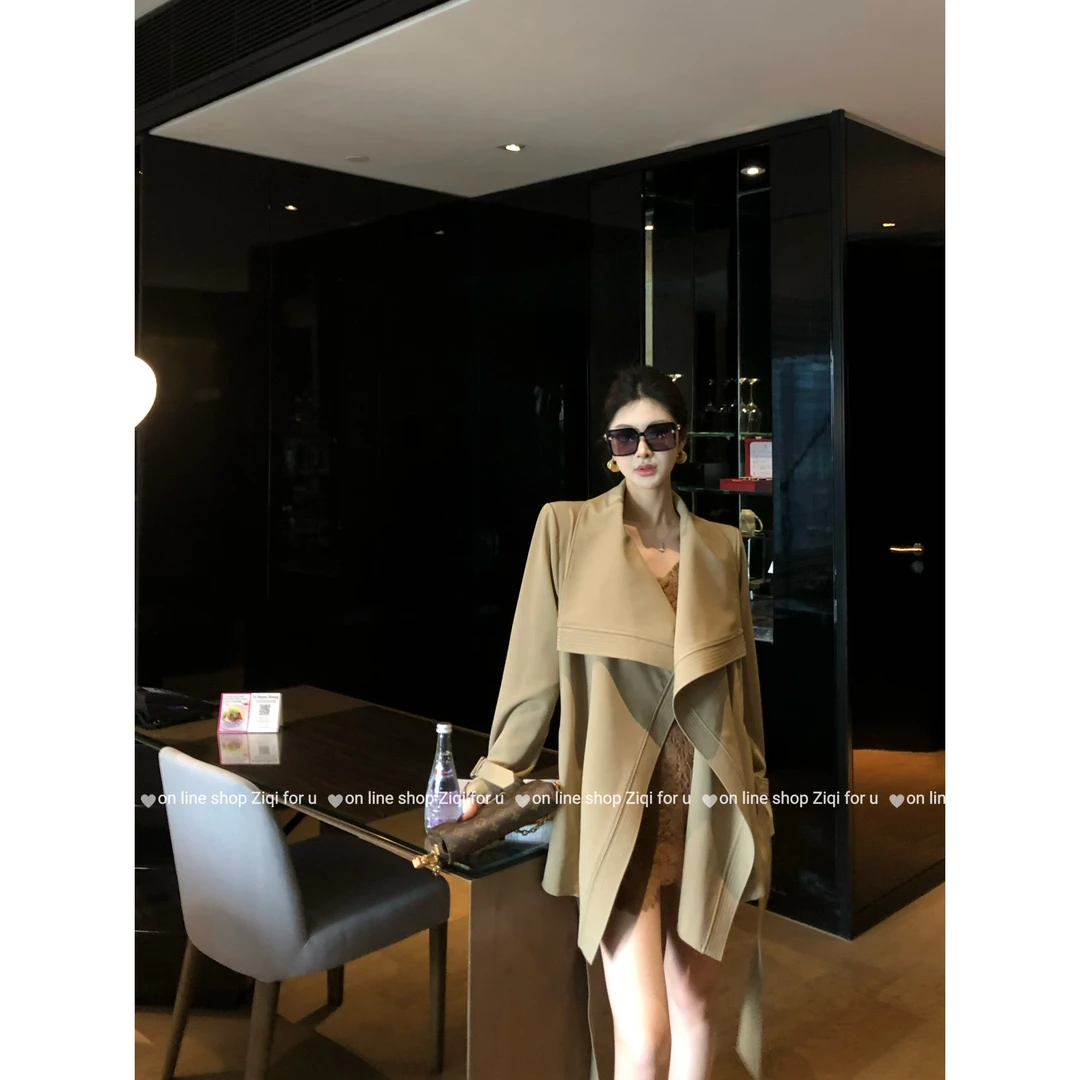 耐穿好搭配的古早风衣 荷叶领短外套翻领外套气质大衣女秋冬00171