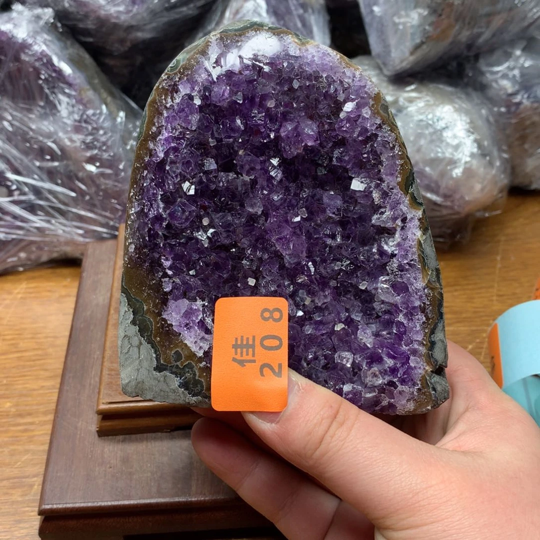 水晶大型摆件（非配饰）未镶嵌