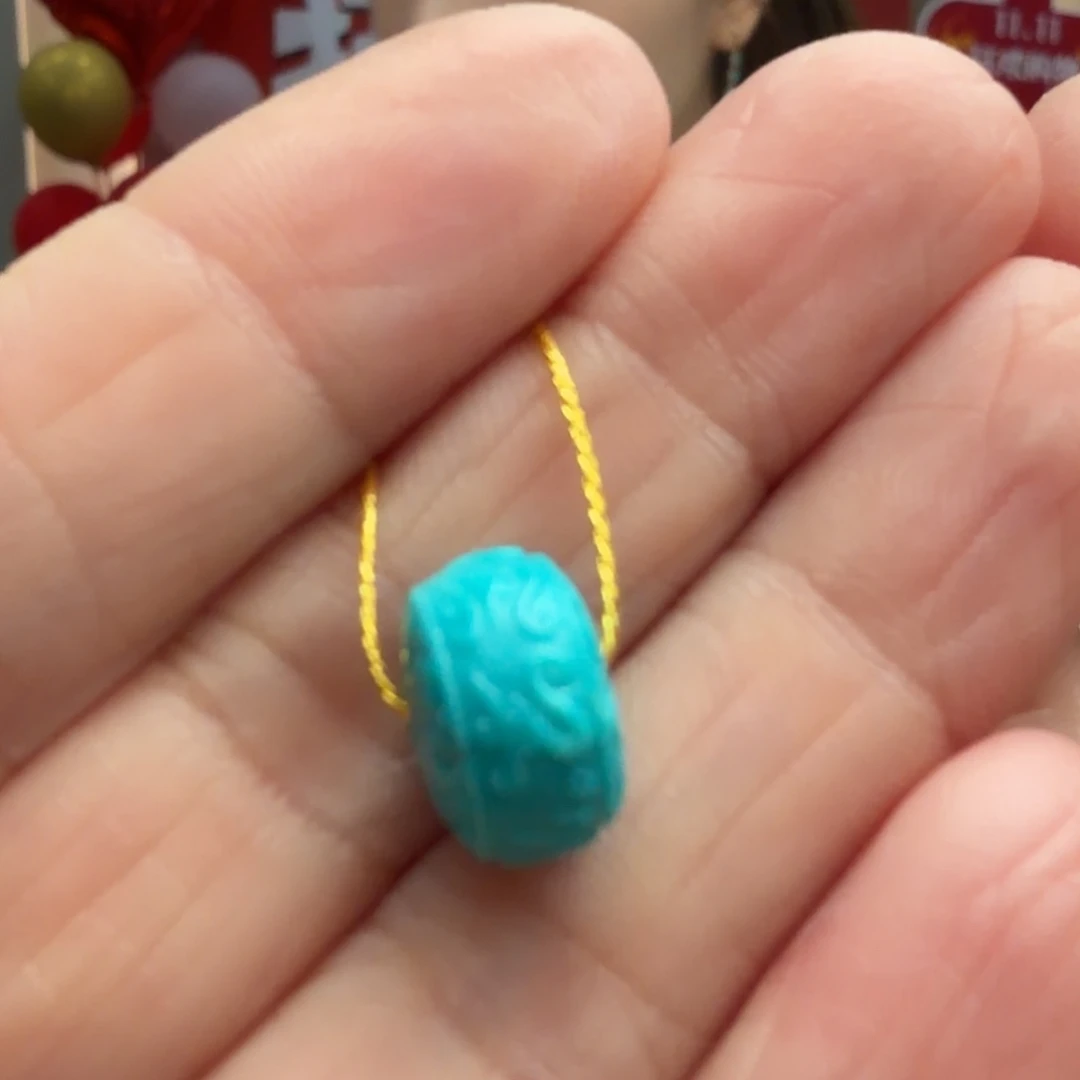 绿松石未镶嵌颈饰