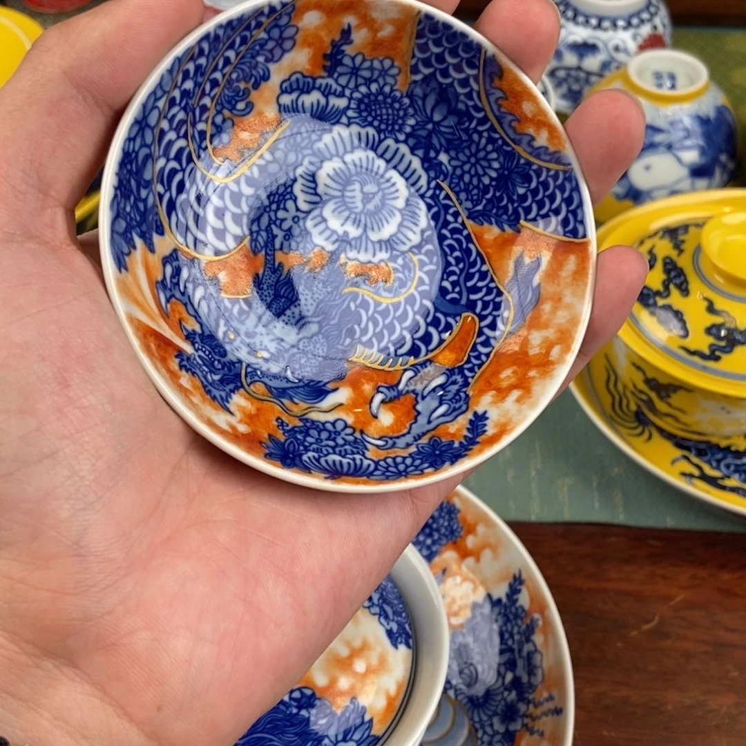 陶瓷的设计师是一个