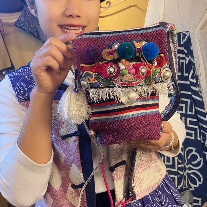 织绣手工制作工艺包包