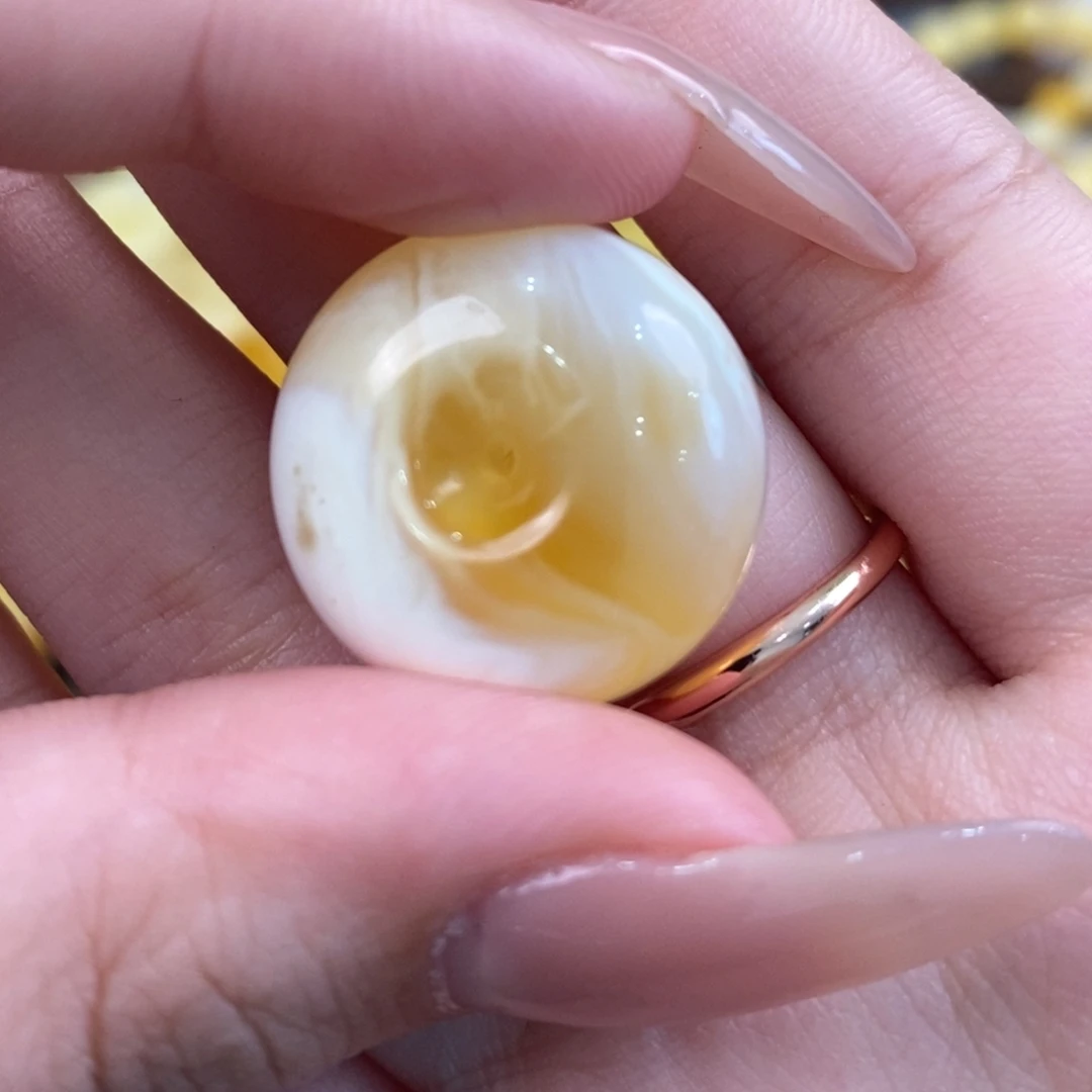 未镶嵌蜜蜡裸石金瓷白沁妖平安扣