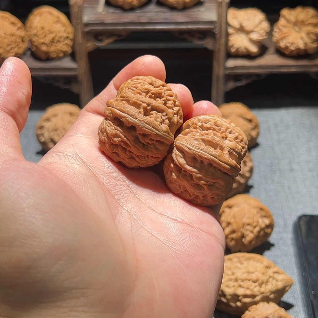 如***何文玩核桃吊坠元宝39