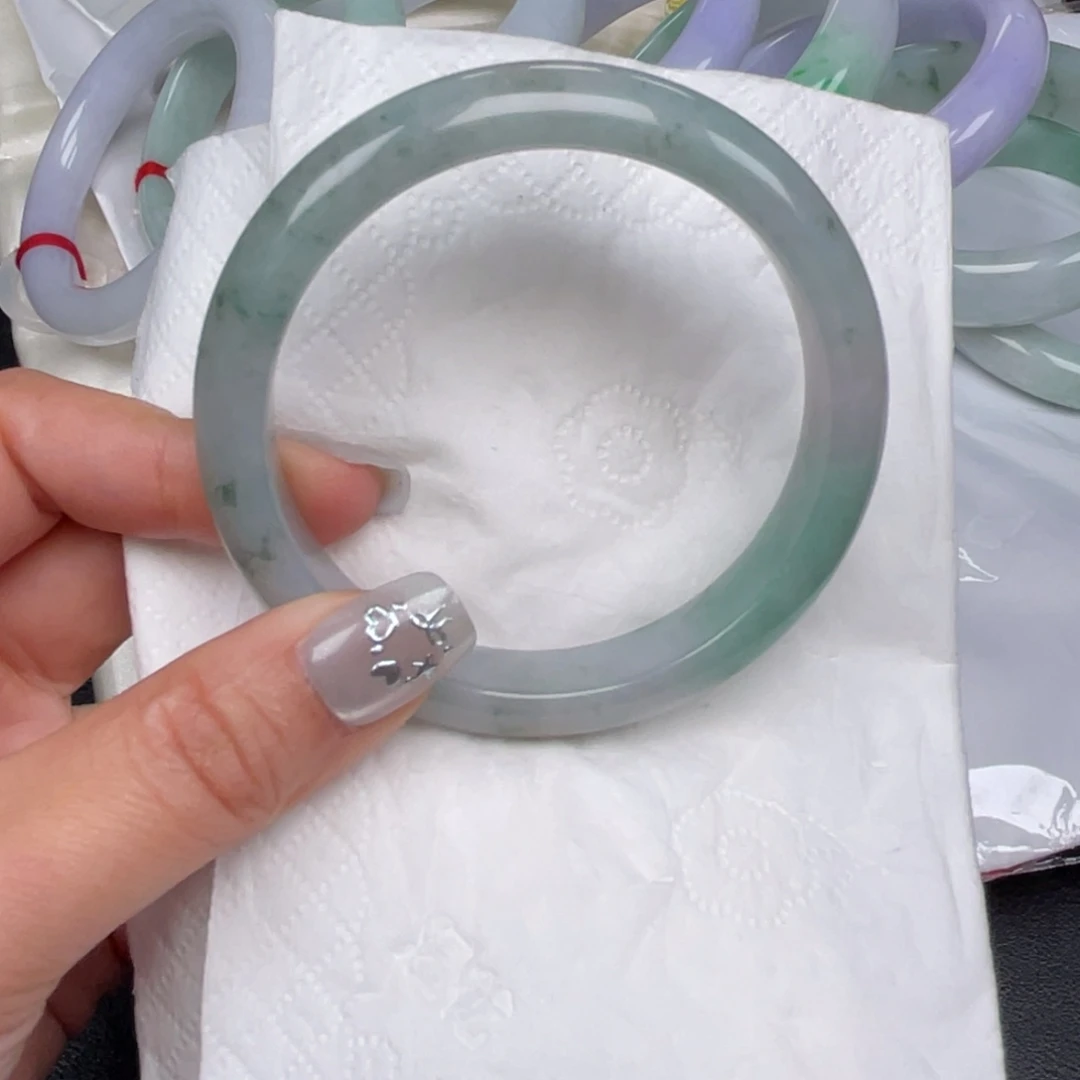 翡翠未镶嵌手镯058