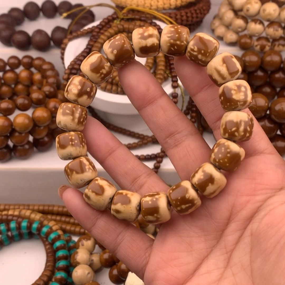 【闪购商品】紫金鼠手串半实心花皮老邢13