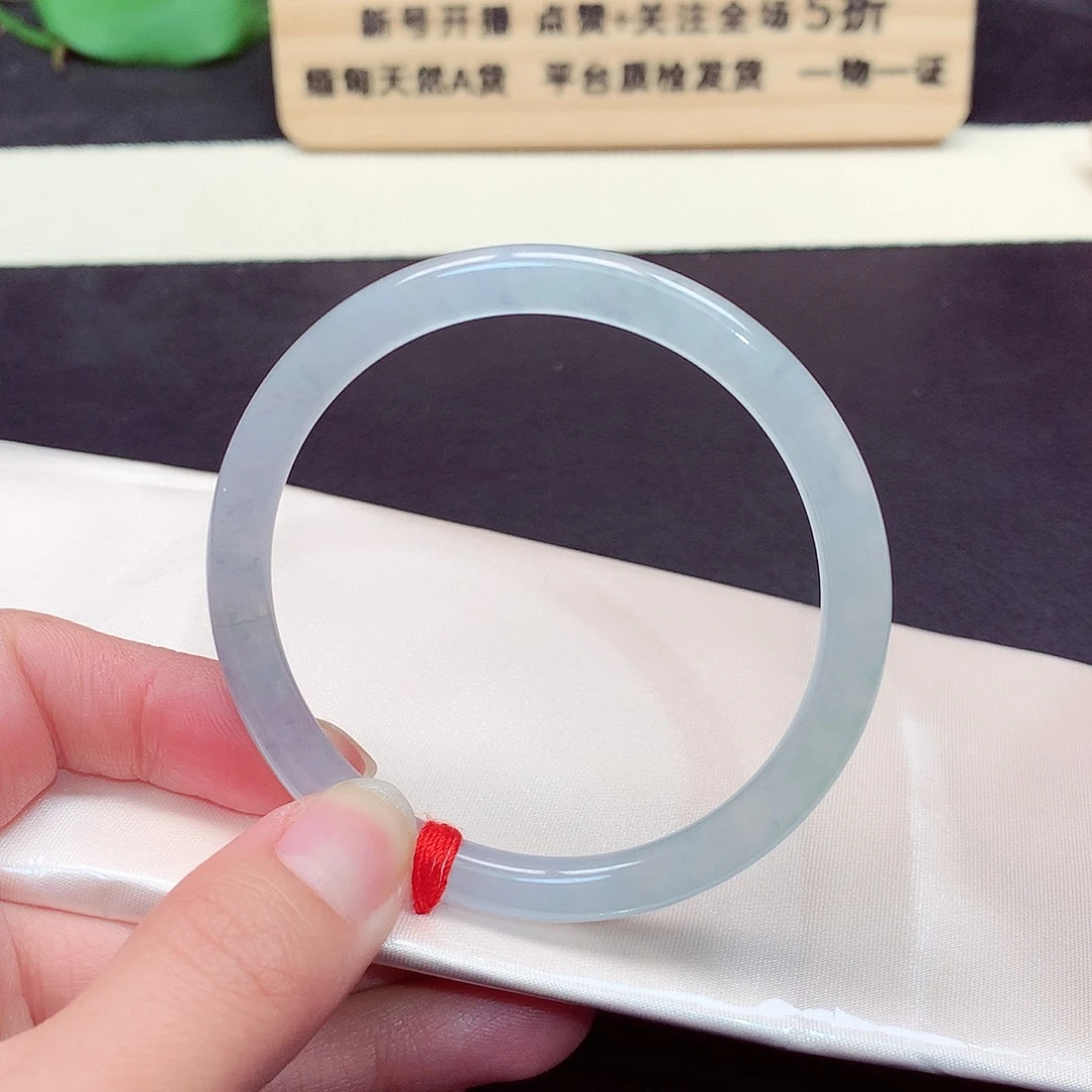 翡翠手镯未镶嵌538号