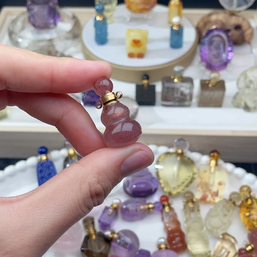 水晶颈饰未镶嵌亦**学天然水晶吊坠758