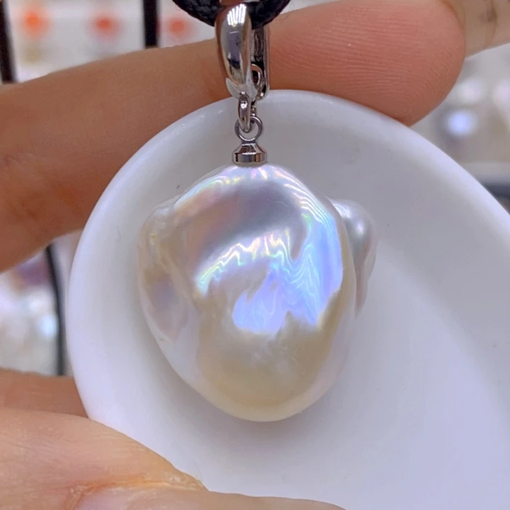 未镶嵌淡水珍珠吊坠(赠链)