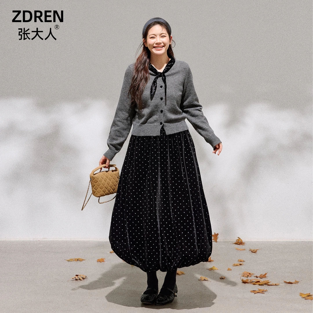 张大人【法式格雷】大码女装微胖妹妹高智黑灰针织衫搭丝绒波点裙