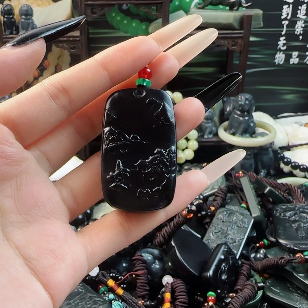 和田玉（糖玉）未镶嵌颈饰