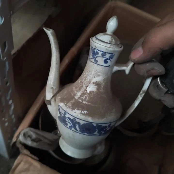 陶瓷盘子碗啥都有