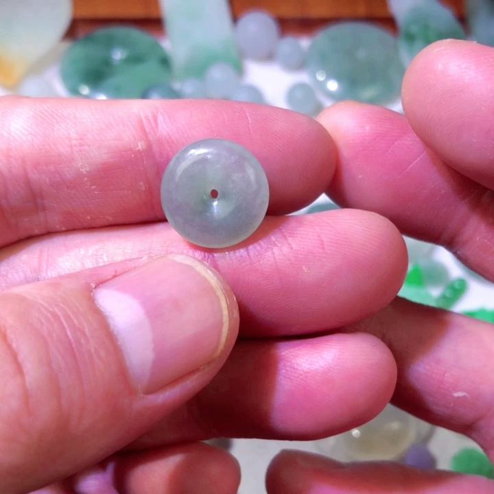 翡翠未镶嵌颈饰天然a货翡翠