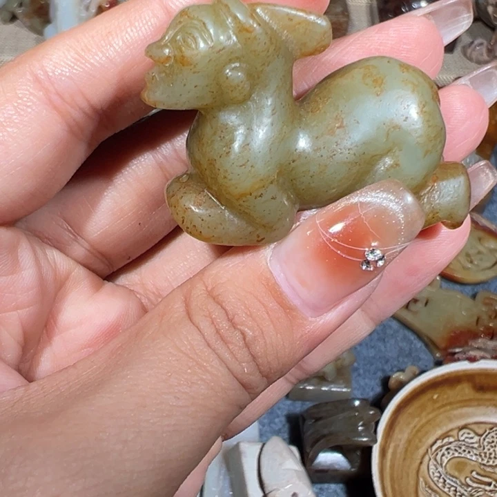 和田玉未镶嵌挂件