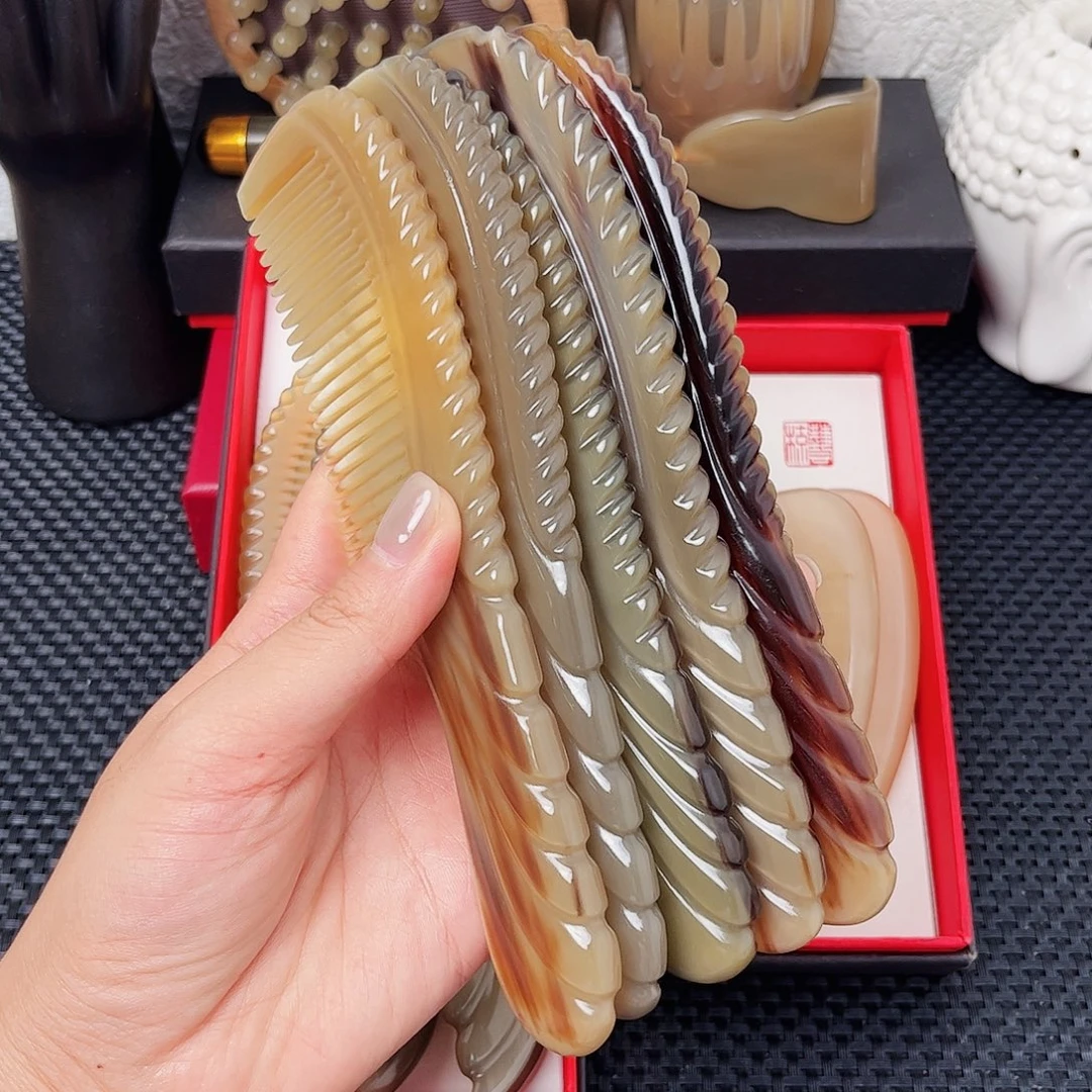 手工制作牛角梳子