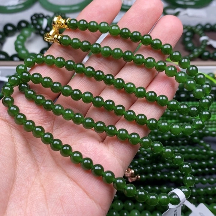 项链未镶嵌和田玉（碧玉）阿**'