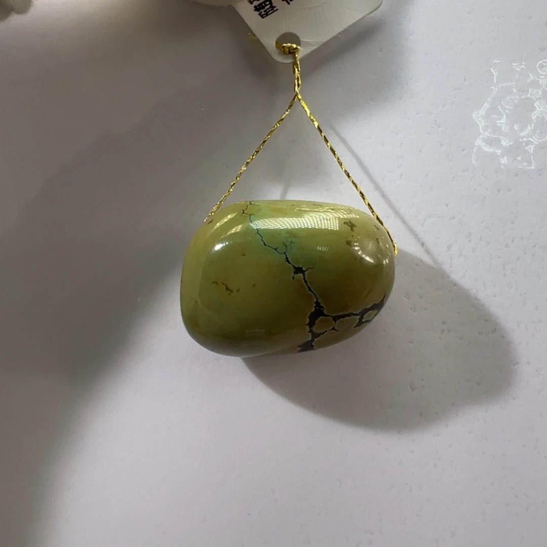 绿松石未镶嵌挂件