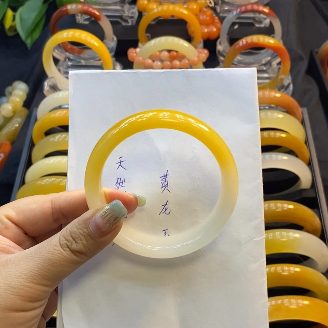 回***伤石英质玉（黄龙玉）未镶嵌手镯H