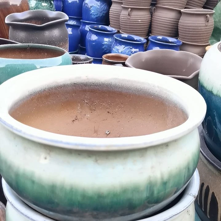 红陶口30高18瑕疵