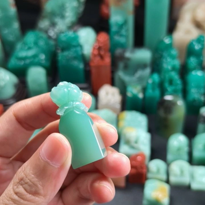 寿山石印石梅子青花印章1