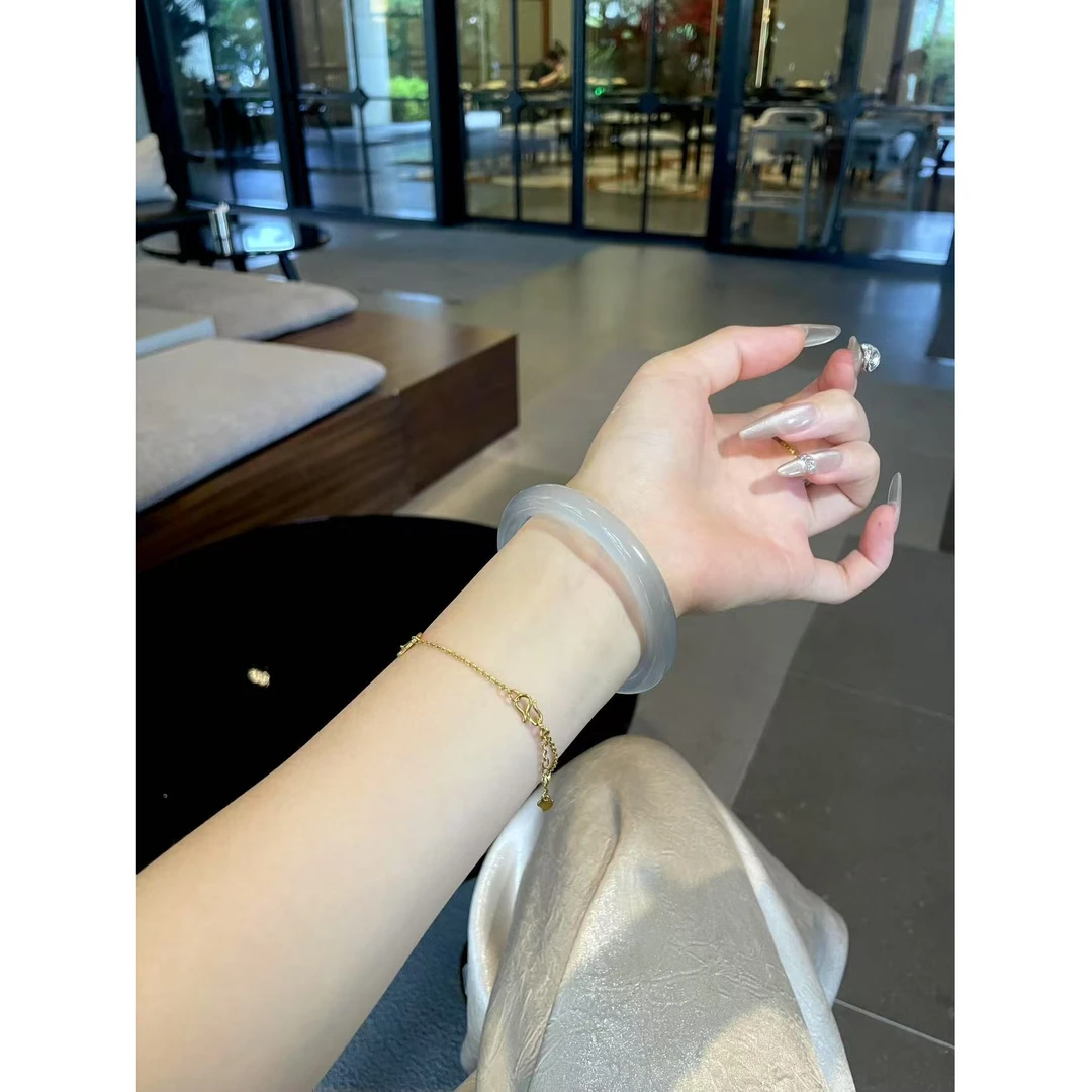 冰蓝女款手镯冰透【支持7天无理由】