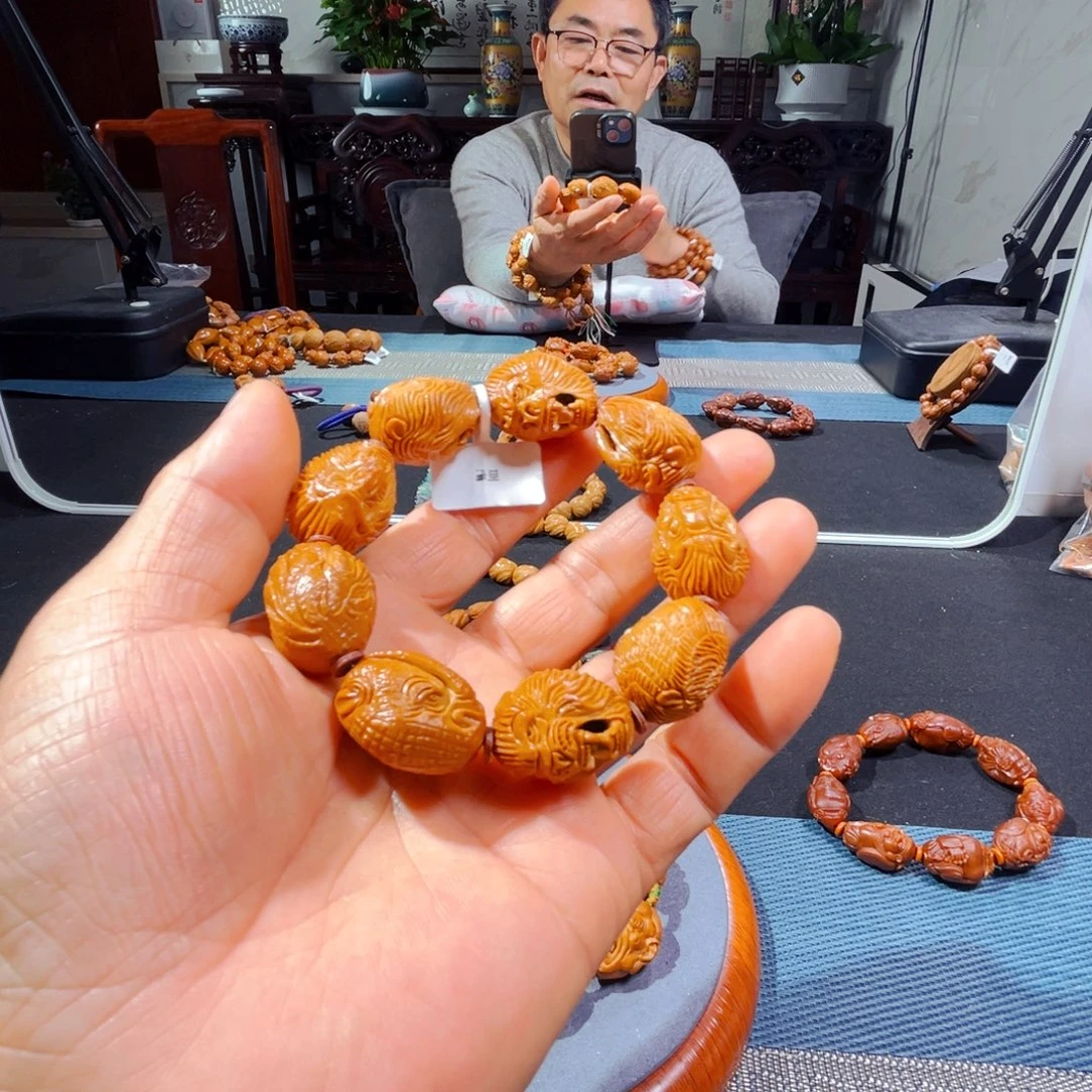 吊坠橄榄核新人在这里