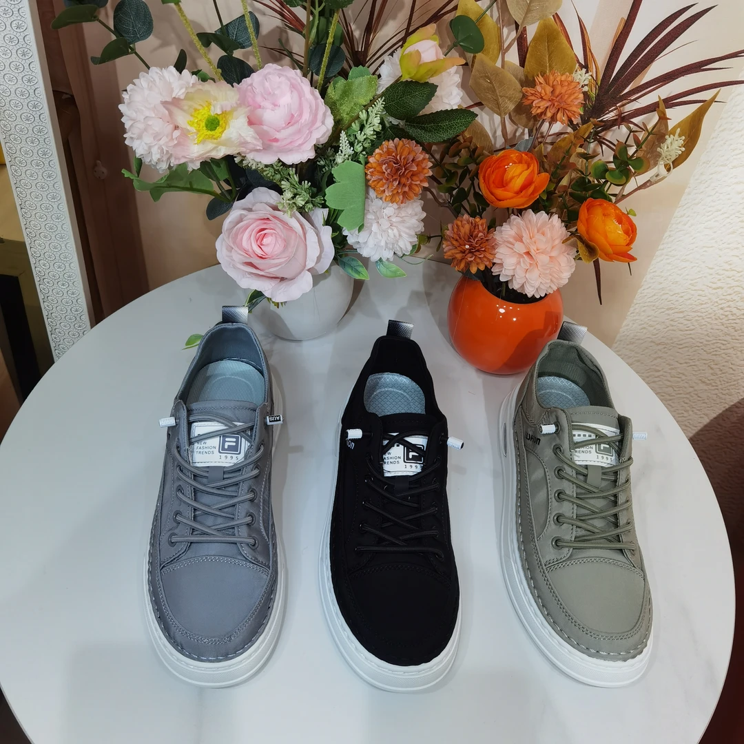 宠福活动春季新品男士超轻舒适一脚蹬帆布板鞋