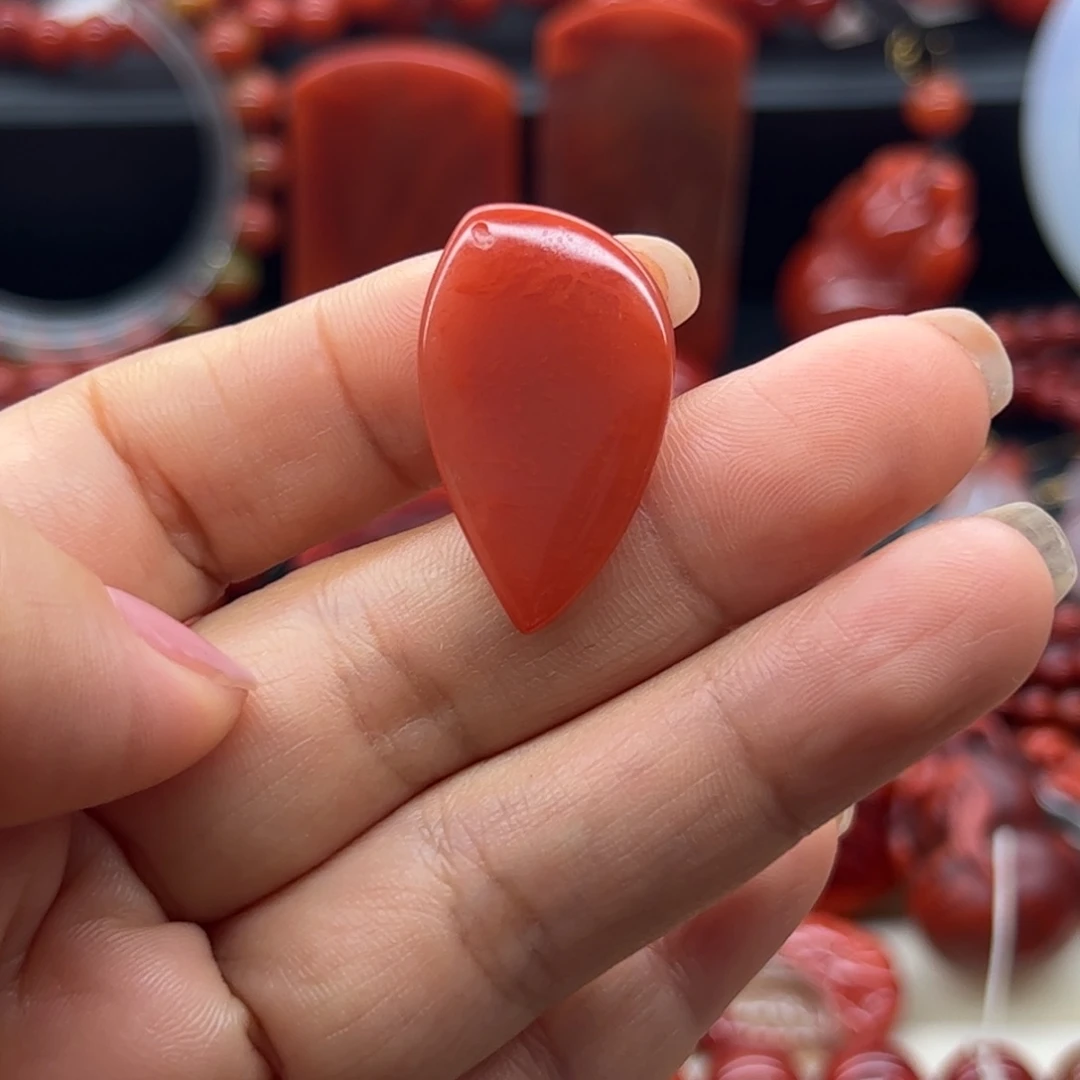 南红玛瑙未镶嵌8.6柿子锦红原矿单珠