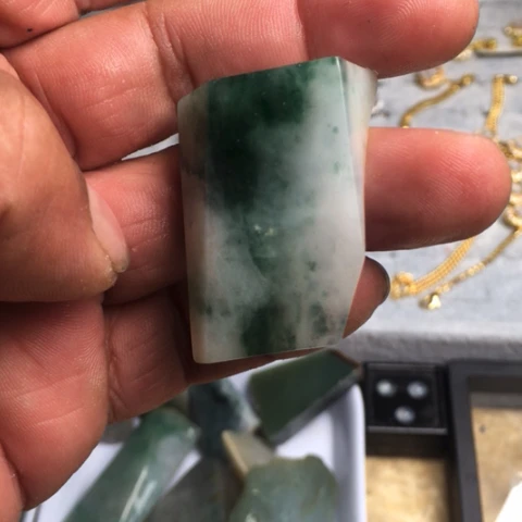 翡翠散珠天然翡翠