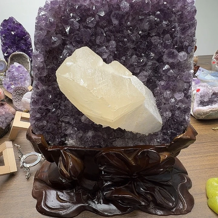 未镶嵌珠宝半成品水晶奇石大屏风