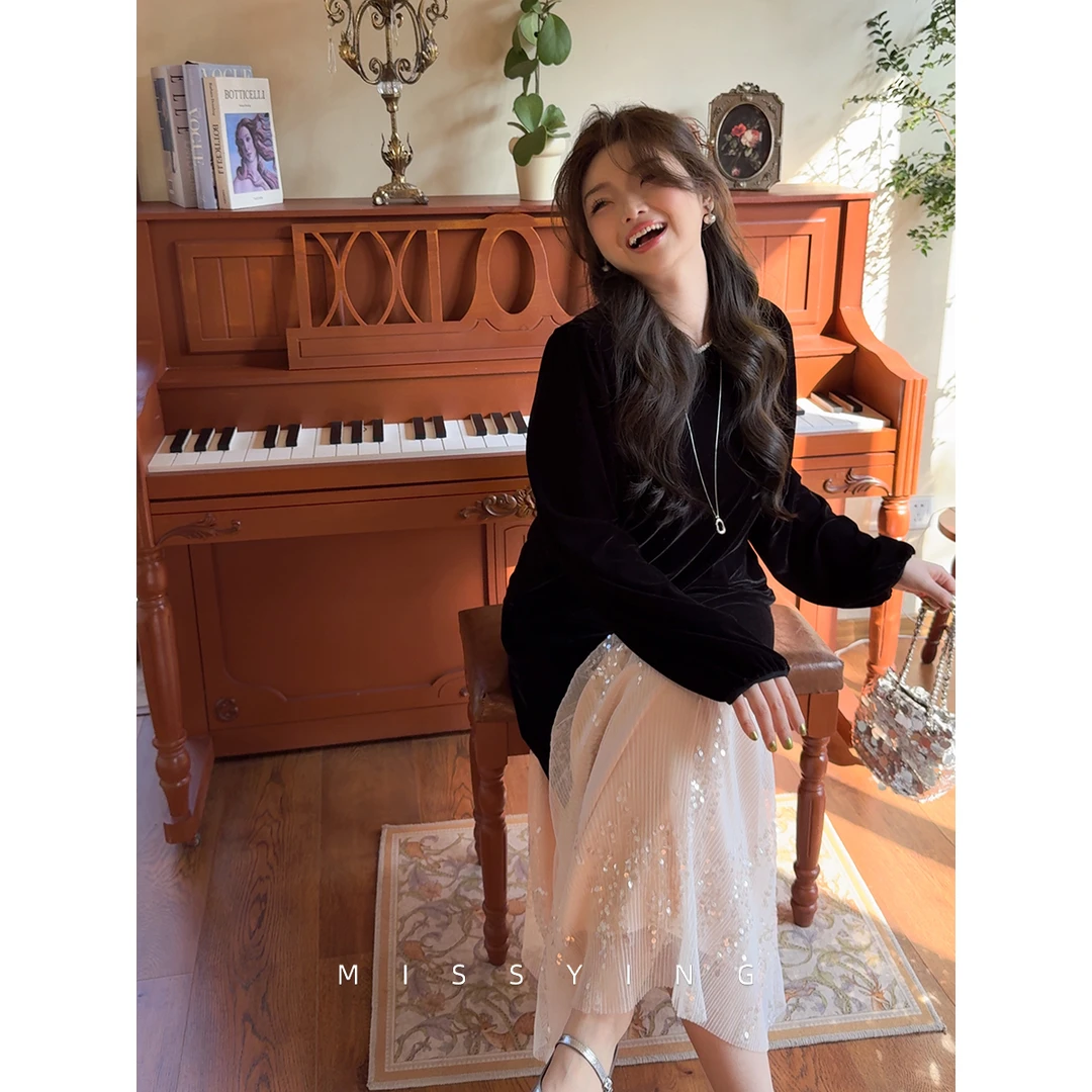 应小姐【彼岸花】微胖大码冬季长袖宽松洋气气质时尚丝绒亮片连衣裙